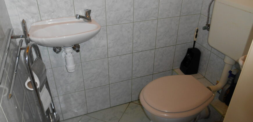 Szolnok, Tófenék utca